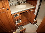 2016 Winnebago Tour Photo #17