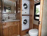 2015 Winnebago Tour Photo #13