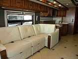 2015 Winnebago Tour Photo #18