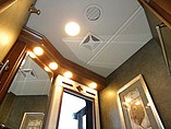 2015 Winnebago Tour Photo #53