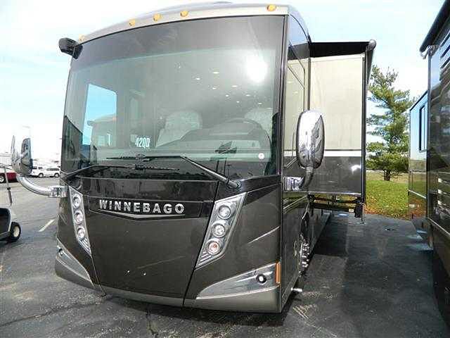 2015 Winnebago Tour Photo