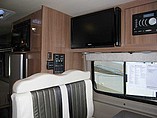 2015 Winnebago Tour Photo #11