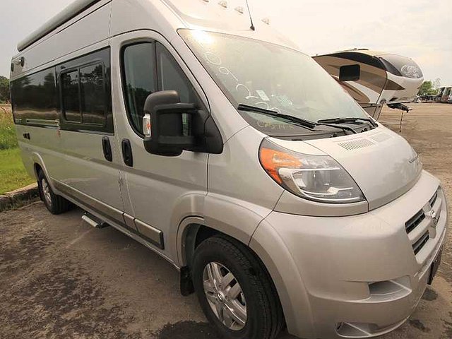 2015 Winnebago Travato Photo