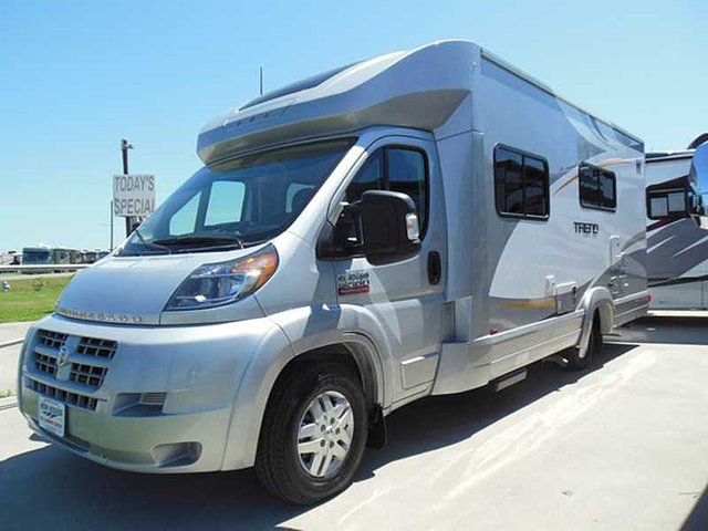 2014 Winnebago Trend Photo