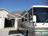 2001 Winnebago Ultimate Advantage Photo #2