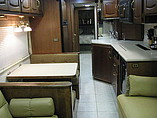 2001 Winnebago Ultimate Advantage Photo #4
