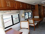 2001 Winnebago Ultimate Advantage Photo #6