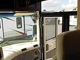 2001 Winnebago Ultimate Advantage Photo #8
