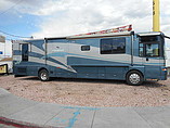 2003 Winnebago Ultimate Advantage Photo #1
