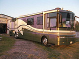 2002 Winnebago Ultimate Freedom Photo #2
