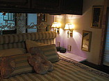 2002 Winnebago Ultimate Freedom Photo #29