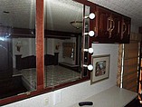 2003 Winnebago Ultimate Freedom Photo #26