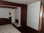 2003 Winnebago Ultimate Freedom Photo #29