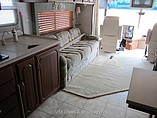 2000 Winnebago Ultimate Freedom Photo #5