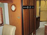 2000 Winnebago Ultimate Freedom Photo #8