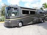 2004 Winnebago Ultimate Freedom Photo #1