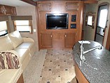 2013 Winnebago Ultralite Photo #8