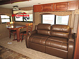 2015 Winnebago Ultralite Photo #5