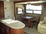 2015 Winnebago Ultralite Photo #10