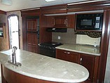 2015 Winnebago Ultralite Photo #13