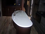 2016 Winnebago Ultralite Photo #9