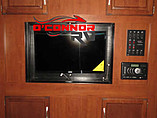 2015 Winnebago Ultralite Photo #9