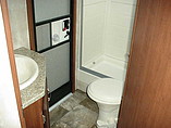 2015 Winnebago Ultralite Photo #23