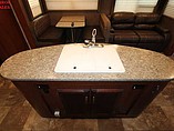 2015 Winnebago Ultralite Photo #24