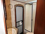 2015 Winnebago Ultralite Photo #29