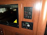 2015 Winnebago Ultralite Photo #14