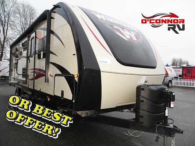 2015 Winnebago Ultralite Photo