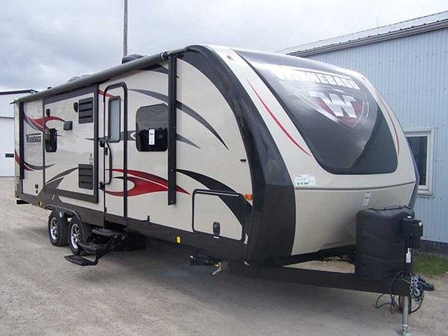 2016 Winnebago Ultralite Photo