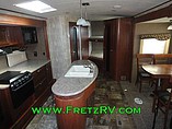 2015 Winnebago Ultralite Photo #25