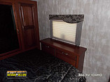 2015 Winnebago Ultralite Photo #22