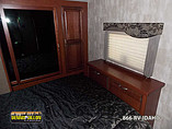 2015 Winnebago Ultralite Photo #23