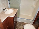 2015 Winnebago Ultralite Photo #15