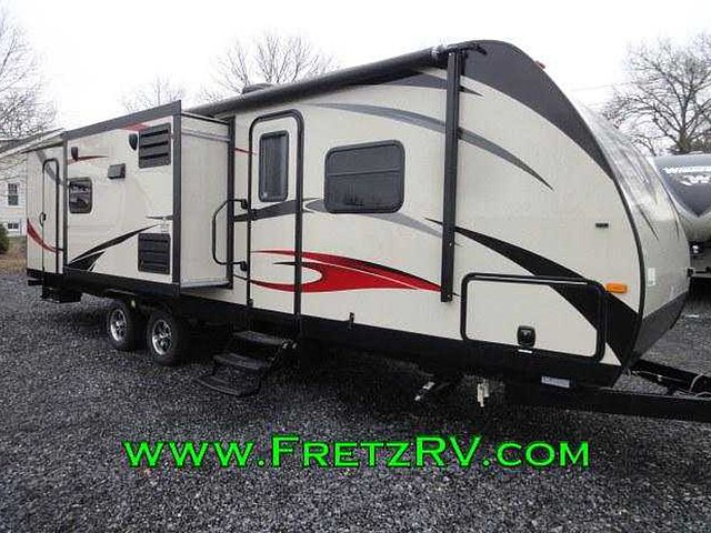 2015 Winnebago Ultralite Photo