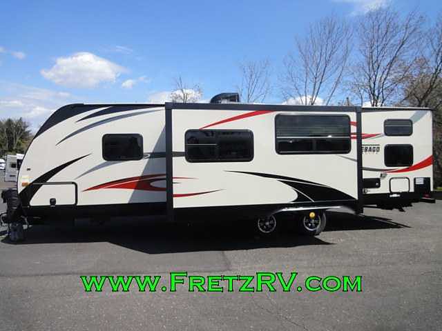 2015 Winnebago Ultralite Photo