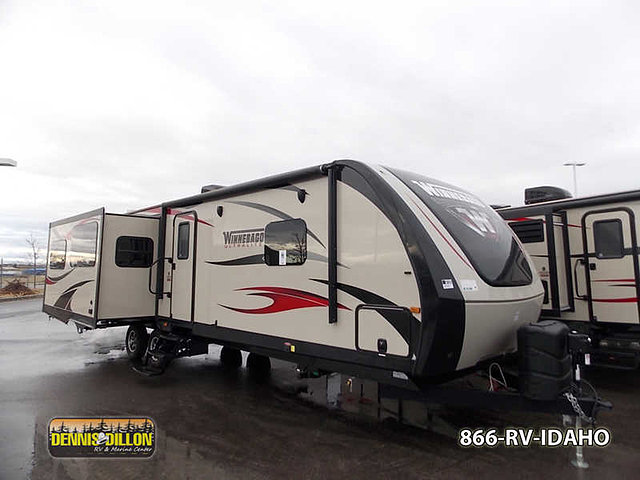 2015 Winnebago Ultralite Photo