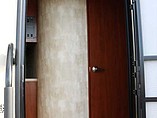 2015 Winnebago Ultralite Photo #9