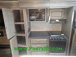 2016 Winnebago Ultralite Photo #24