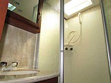 2015 Winnebago Ultralite Photo #16