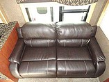 2015 Winnebago Ultralite Photo #9
