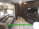 2016 Winnebago Ultralite Photo #24