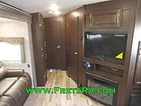 2016 Winnebago Ultralite Photo #29