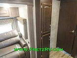 2016 Winnebago Ultralite Photo #30