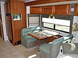 2004 Winnebago Vectra Photo #9