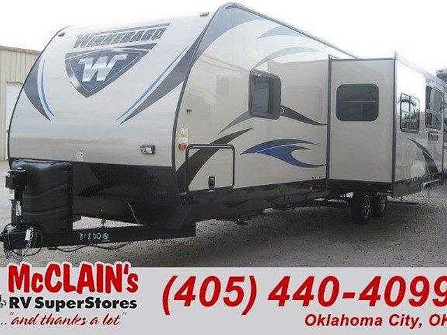 2015 Winnebago Ultralite Photo