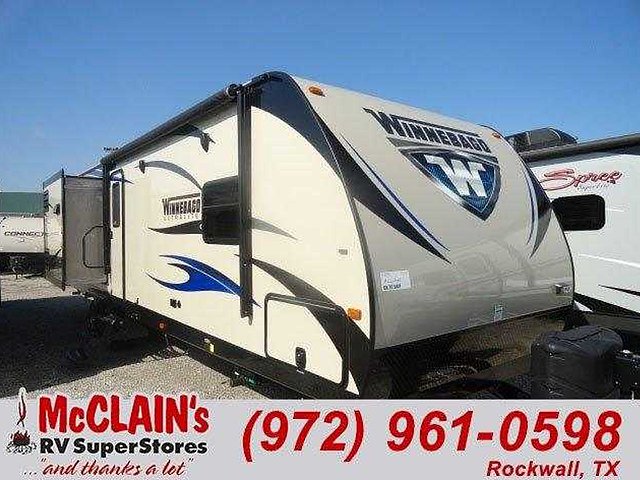 2015 Winnebago Ultralite Photo