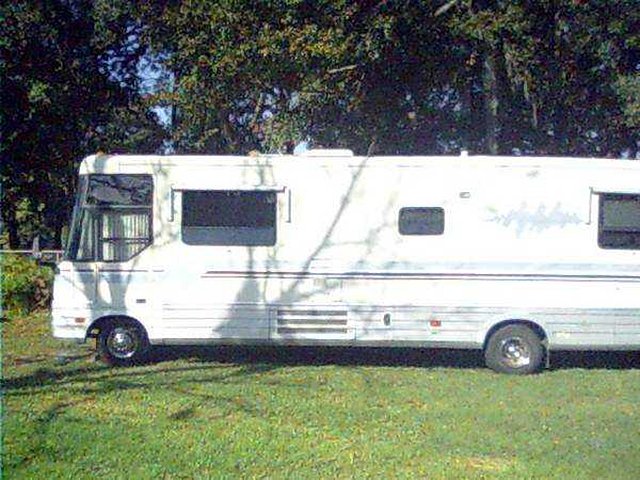 1994 Winnebago Vectra Photo